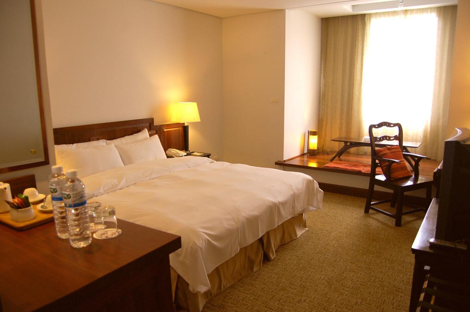Beautiful Hotel Taipei Xindian Exterior foto